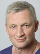 Врач 