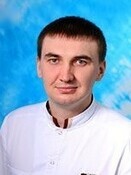 Врач Михайлов Максим Леонидович