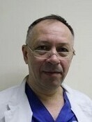 Врач 