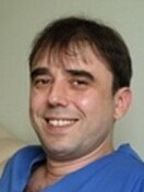 Врач 