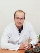 Врач 