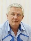 Врач Артемов Юрий Михайлович